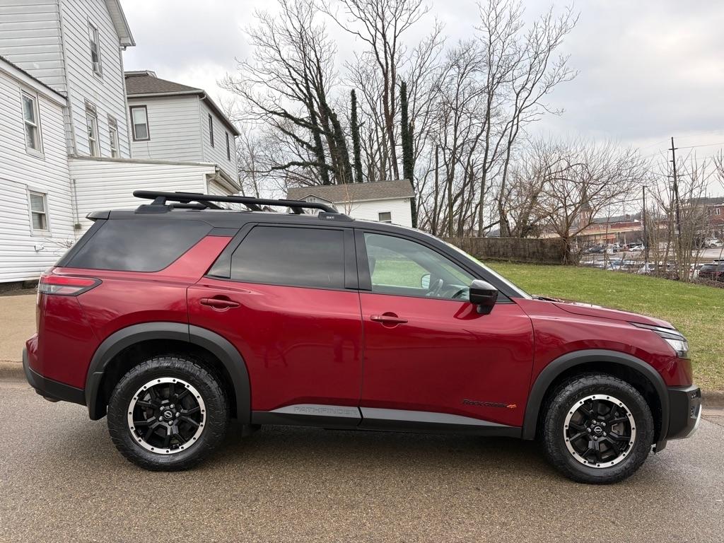 Nissan Pathfinder SV 4WD 2023