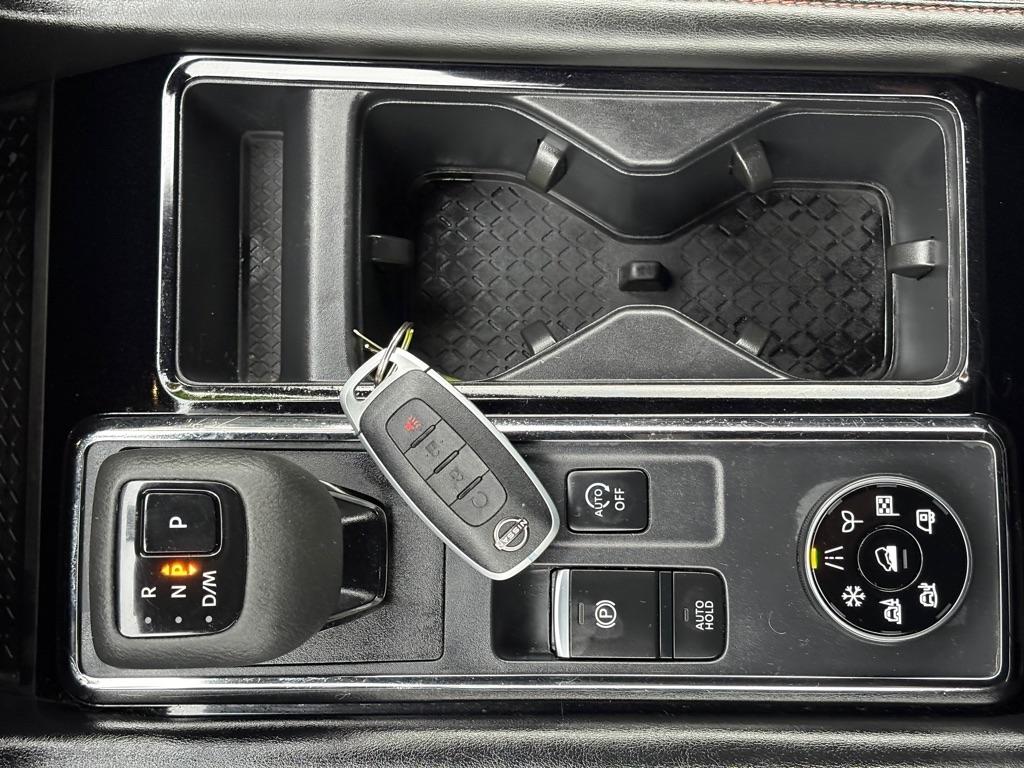 Nissan Pathfinder SV 4WD 2023