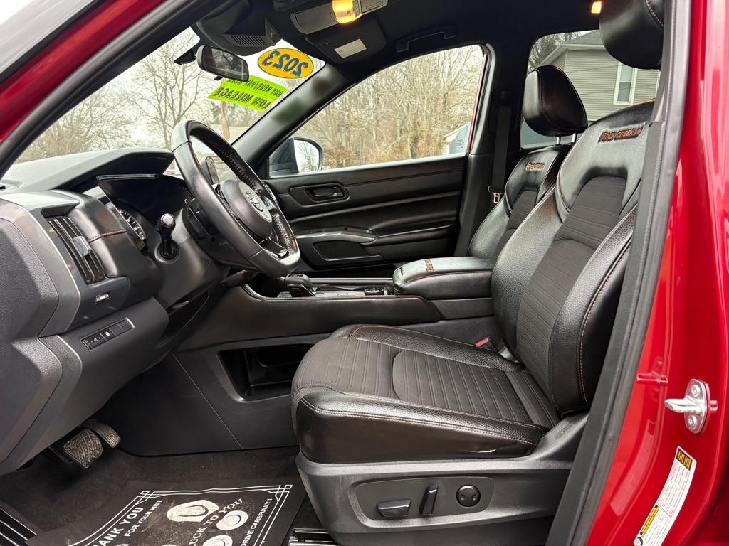 Nissan Pathfinder SV 4WD 2023