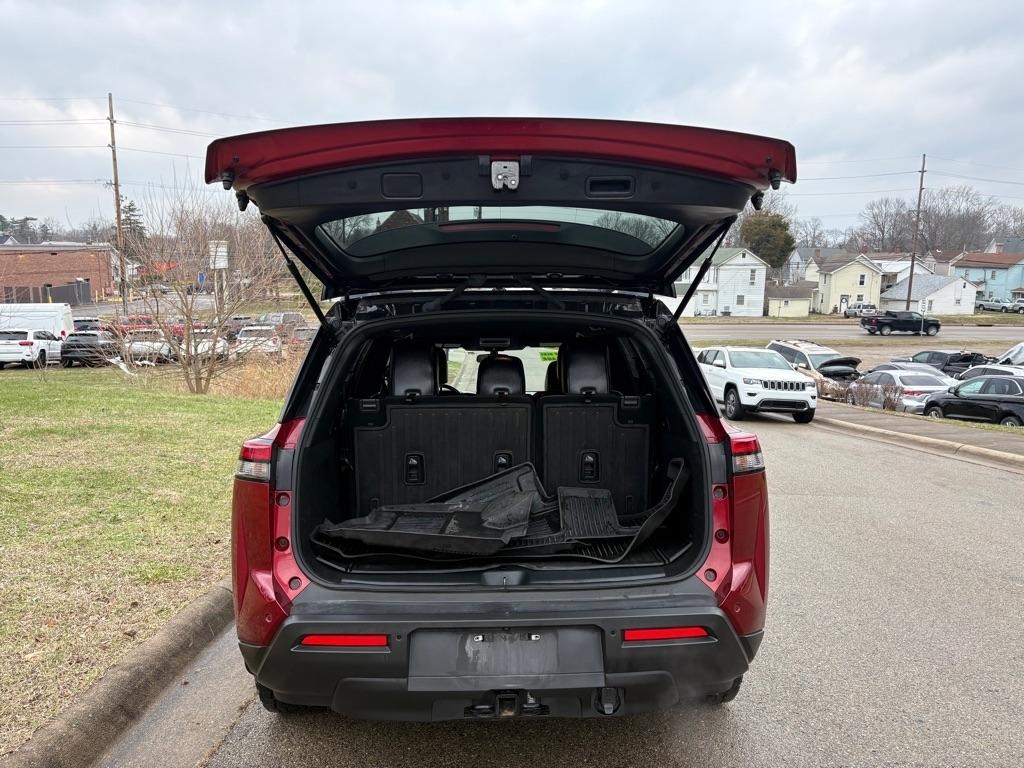 Nissan Pathfinder SV 4WD 2023