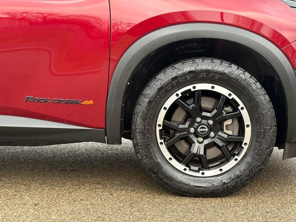 Nissan Pathfinder SV 4WD 2023