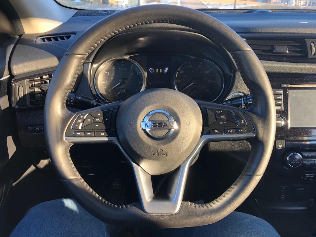 Nissan Rogue Sport S 2018