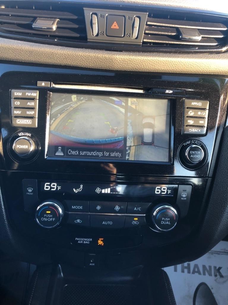 Nissan Rogue Sport S 2018