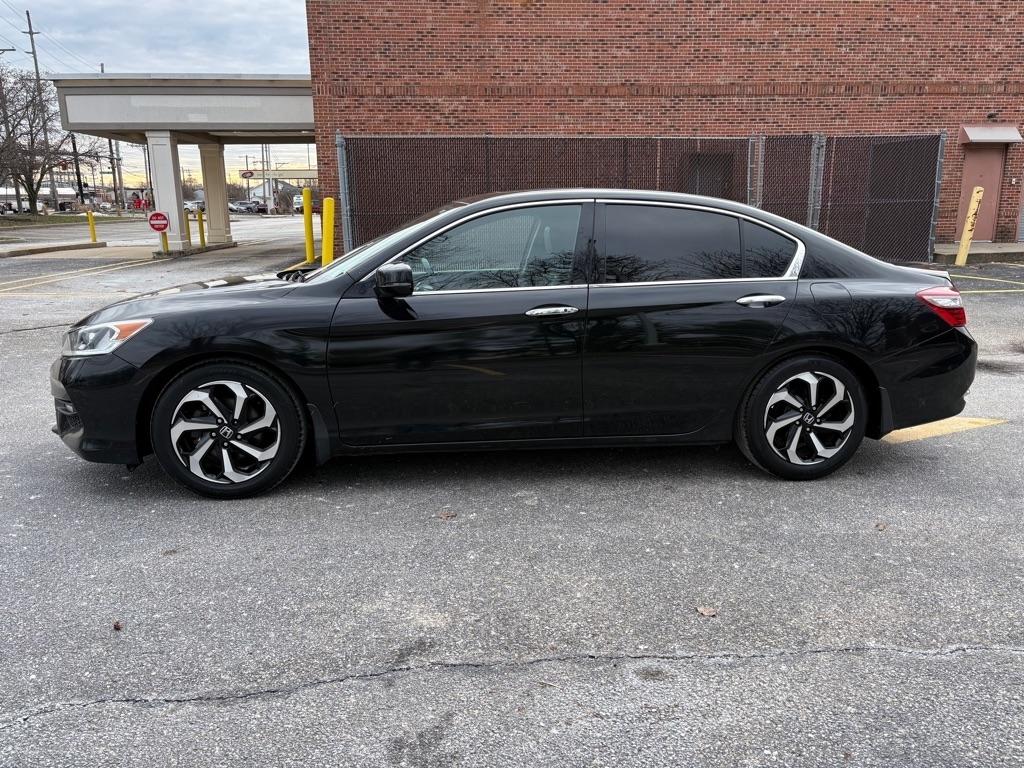 Honda Accord EX-L Sedan V6 CVT w/ Honda Sensing 6-Spd AT 2017
