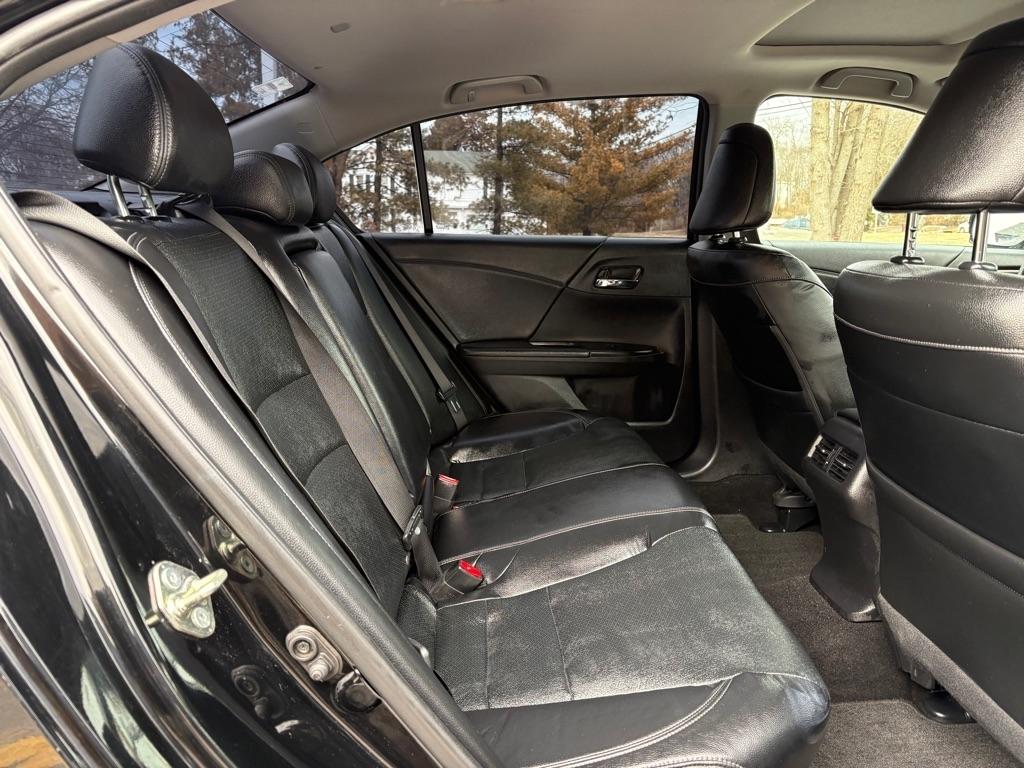 Honda Accord EX-L Sedan V6 CVT w/ Honda Sensing 6-Spd AT 2017