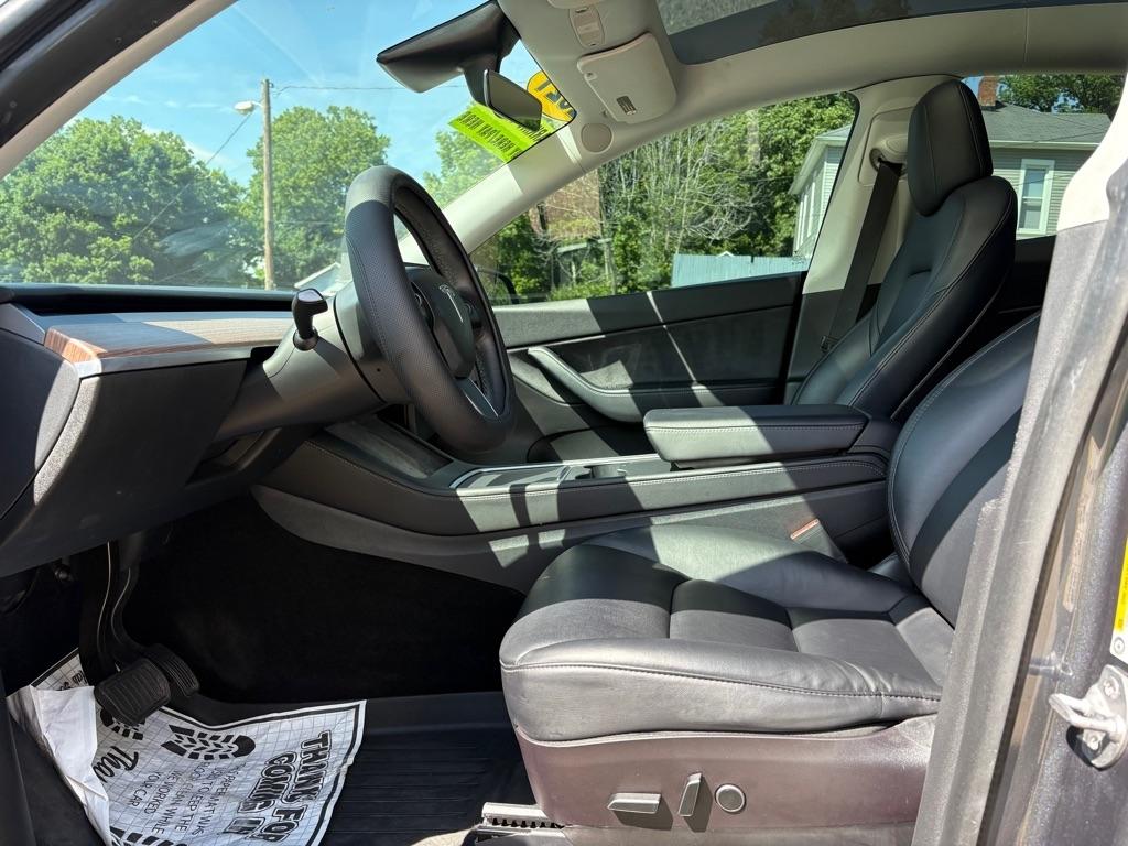 Tesla Model Y Long Range 2021