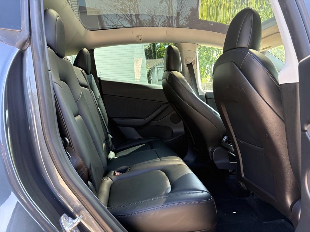 Tesla Model Y Long Range 2021