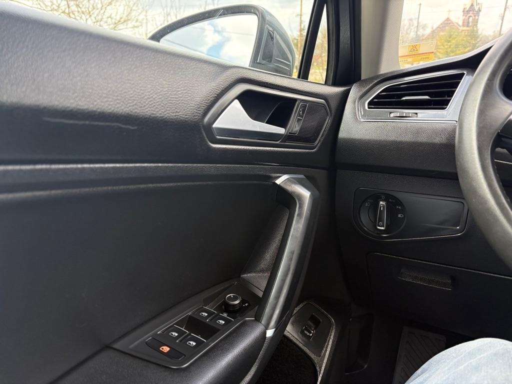 Volkswagen Tiguan SE 4Motion AWD 2020