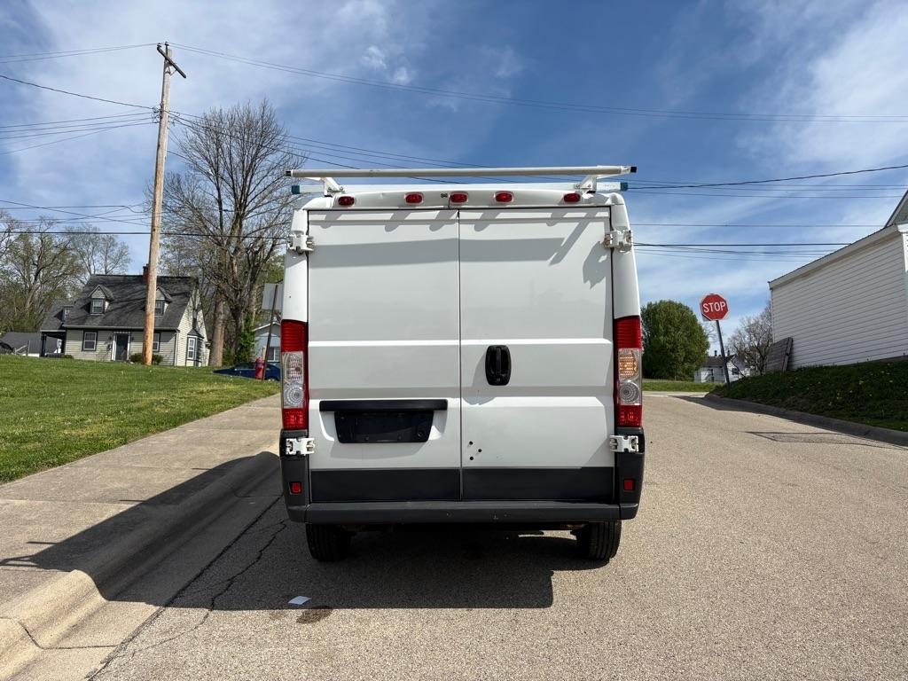 RAM Promaster 1500 Low Roof Tradesman 136-in. WB 2014