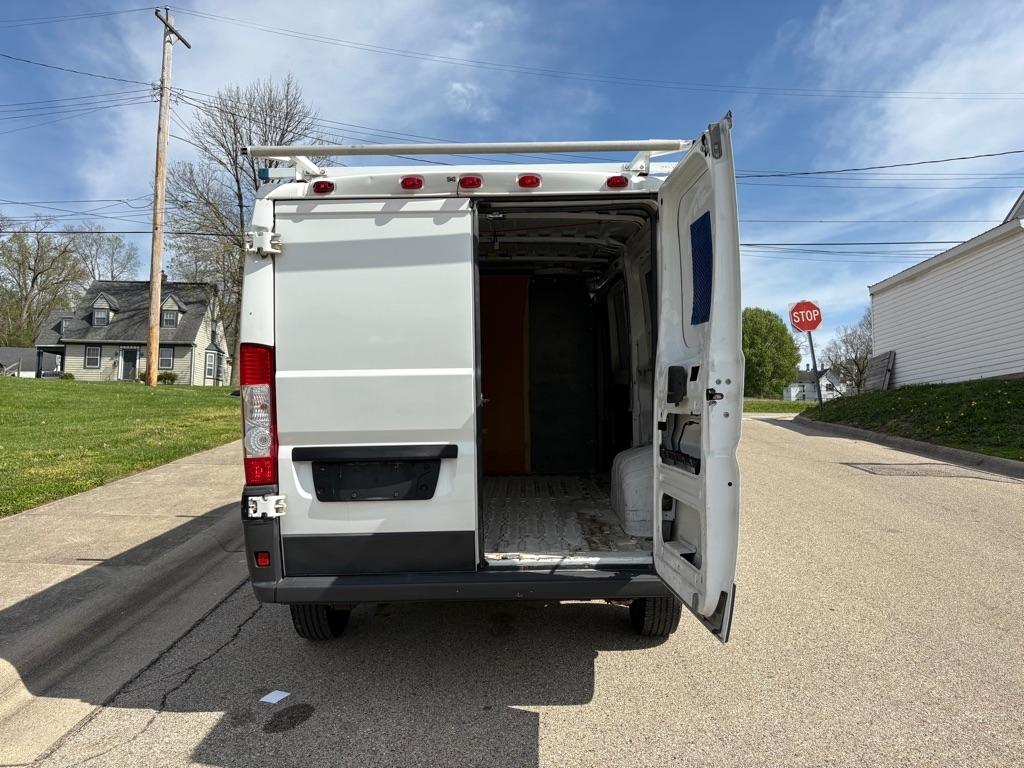 RAM Promaster 1500 Low Roof Tradesman 136-in. WB 2014