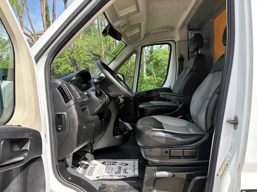RAM Promaster 1500 Low Roof Tradesman 136-in. WB 2014