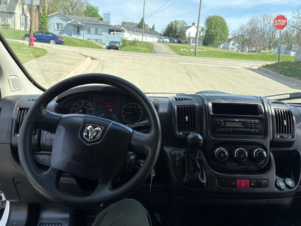 RAM Promaster 1500 Low Roof Tradesman 136-in. WB 2014