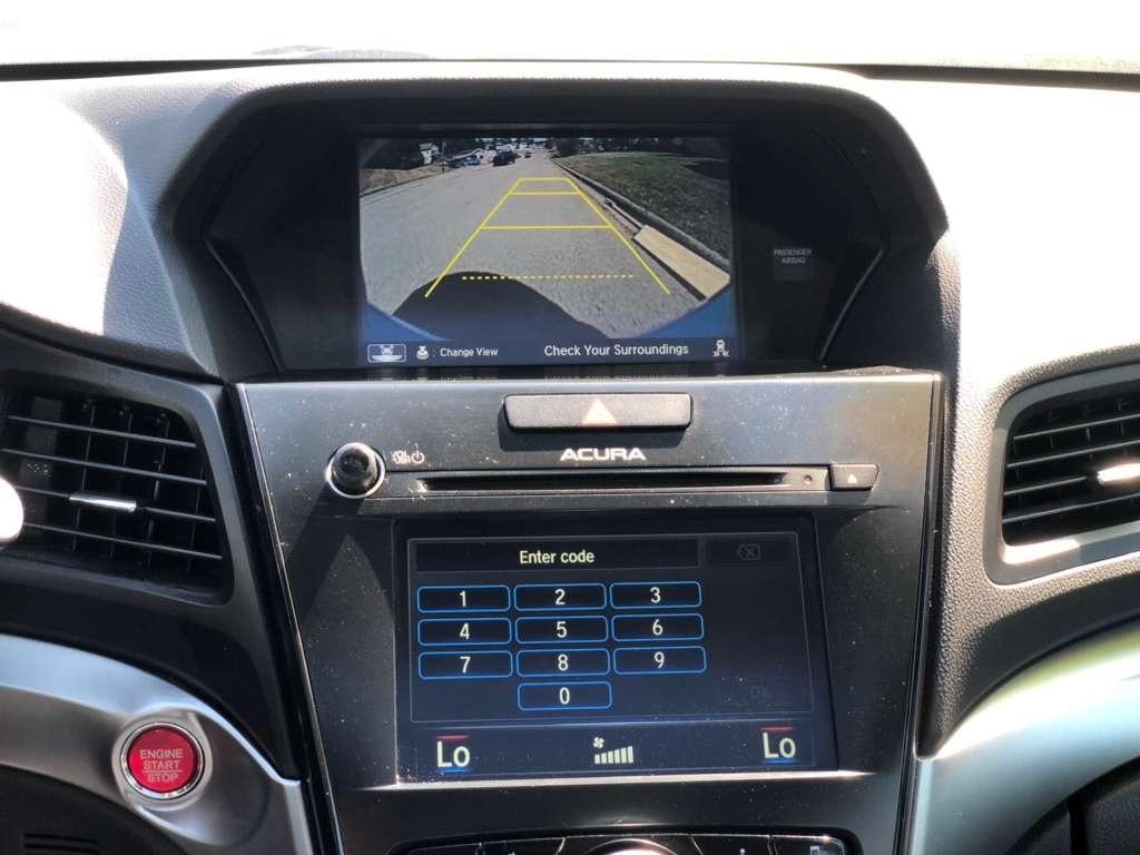 Acura ILX 8-Spd AT w/ Premium Package 2017