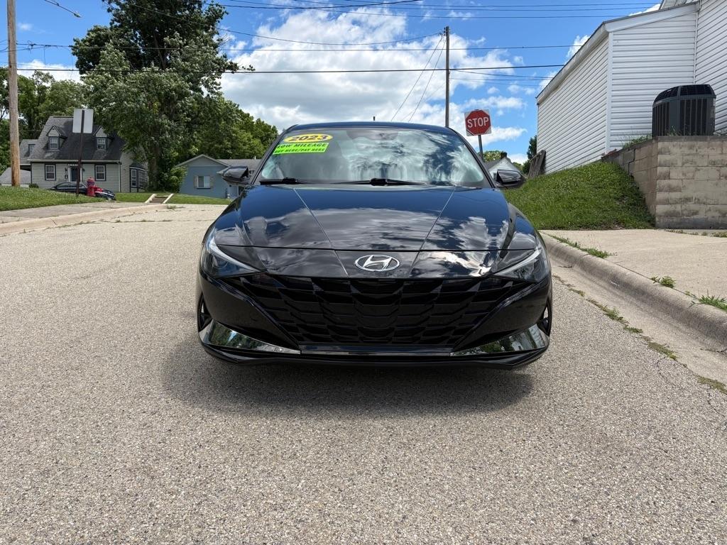 Hyundai Elantra SEL 2023