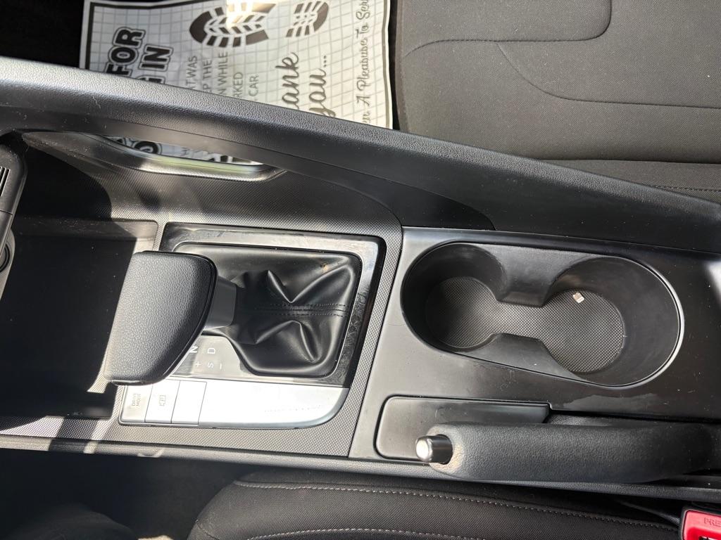 Hyundai Elantra SEL 2023