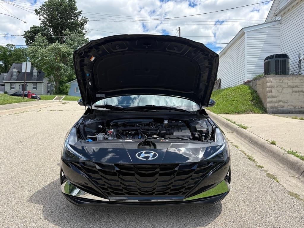 Hyundai Elantra SEL 2023