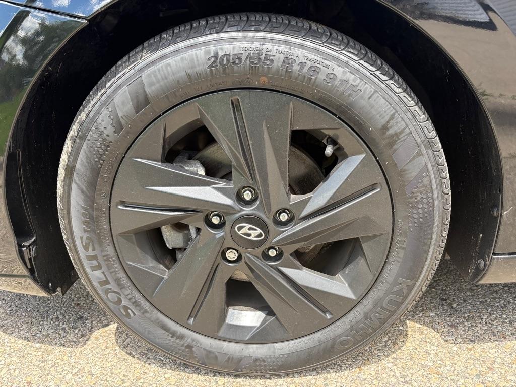 Hyundai Elantra SEL 2023