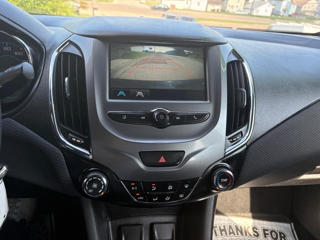 Chevrolet Cruze Premier Hatchback 2017