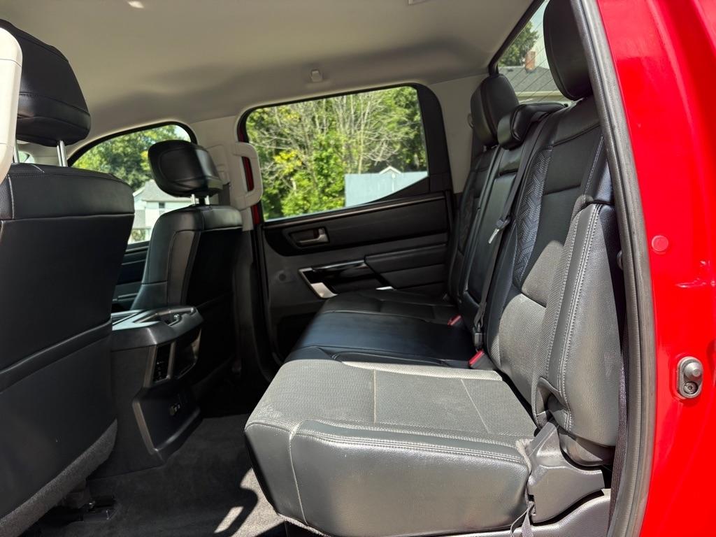 Toyota Tundra Limited CrewMax 2WD 2022