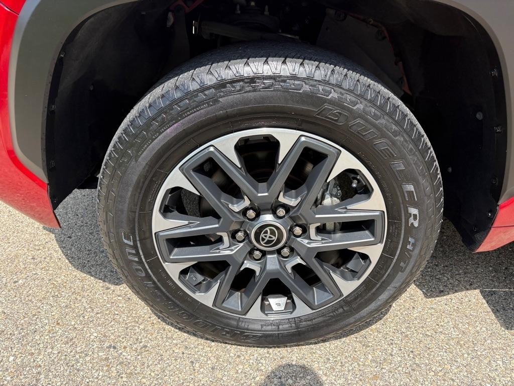 Toyota Tundra Limited CrewMax 2WD 2022