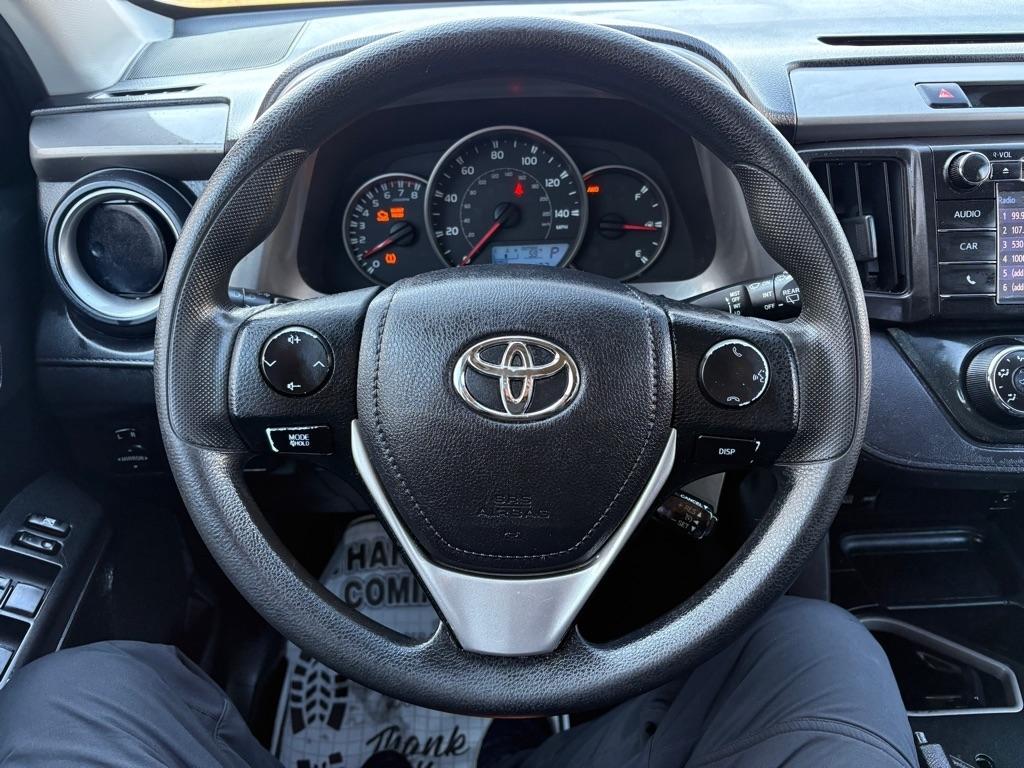 Toyota RAV4 LE AWD 2016