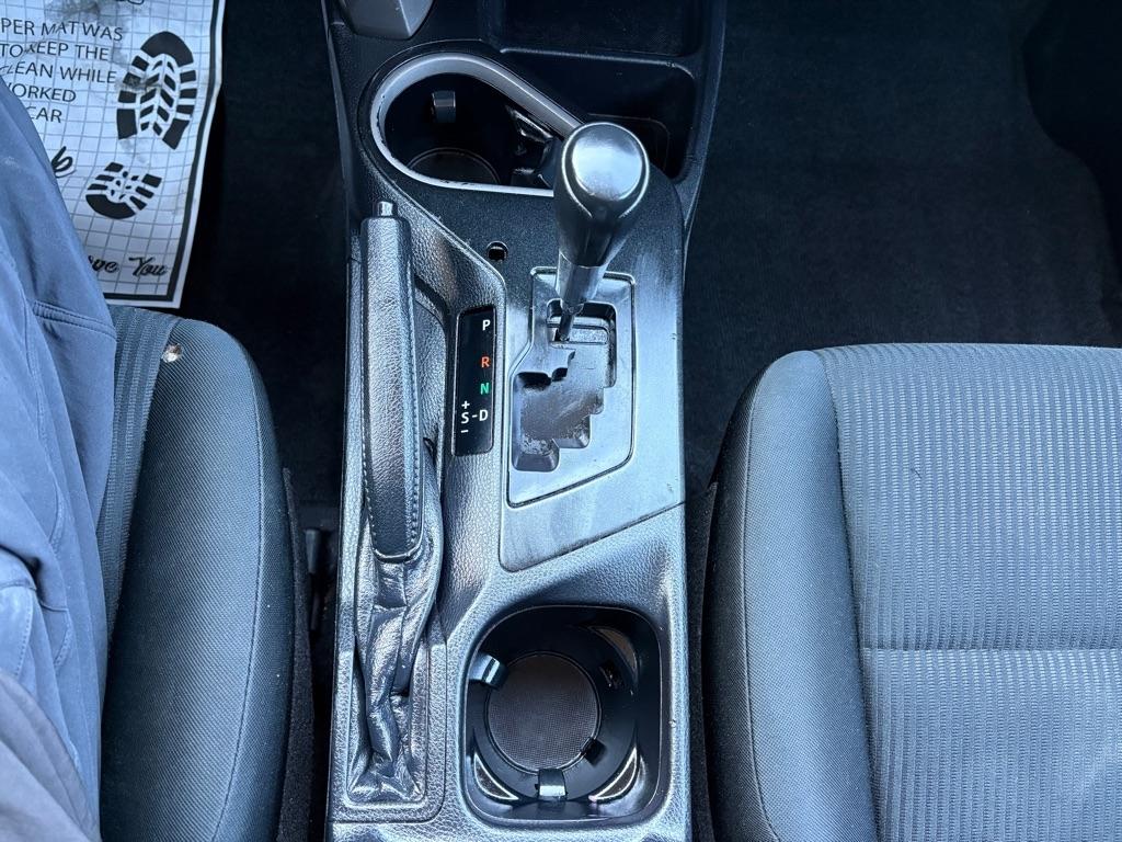 Toyota RAV4 LE AWD 2016
