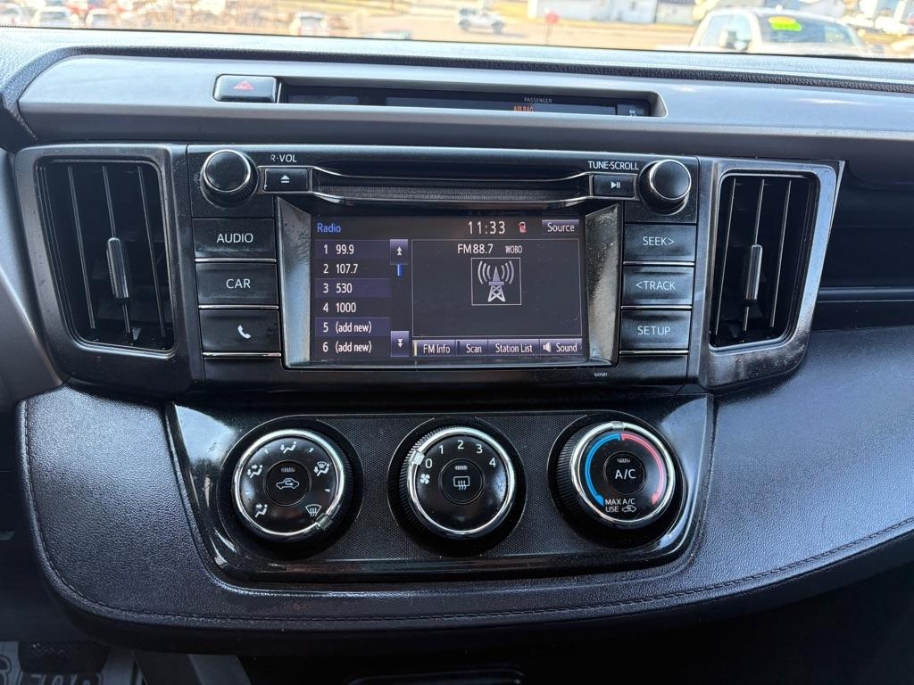 Toyota RAV4 LE AWD 2016