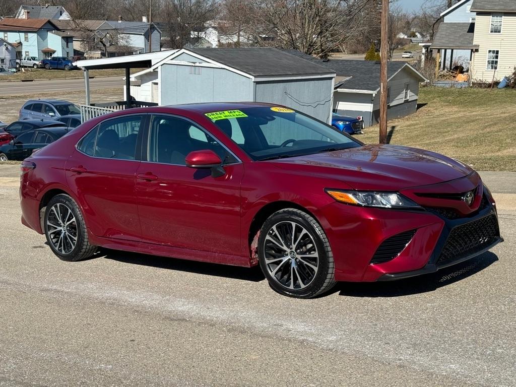 Toyota Camry SE 2018