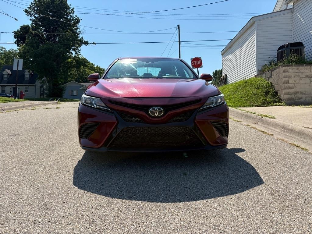 2018 Toyota Camry SE