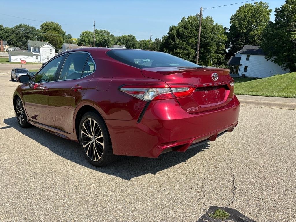 Toyota Camry SE 2018