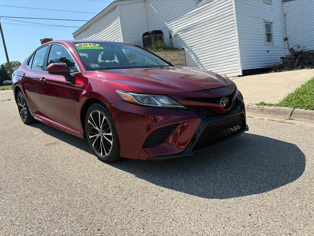 Toyota Camry SE 2018