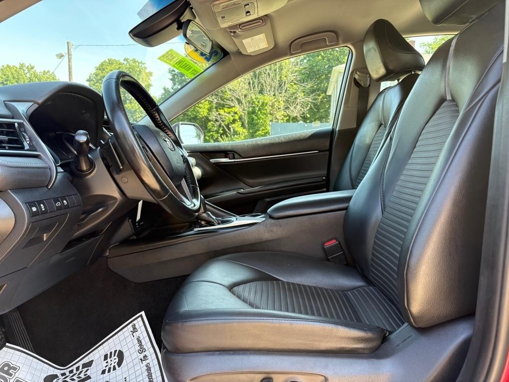Toyota Camry SE 2018