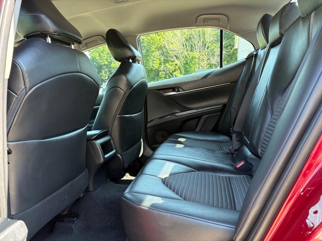 Toyota Camry SE 2018