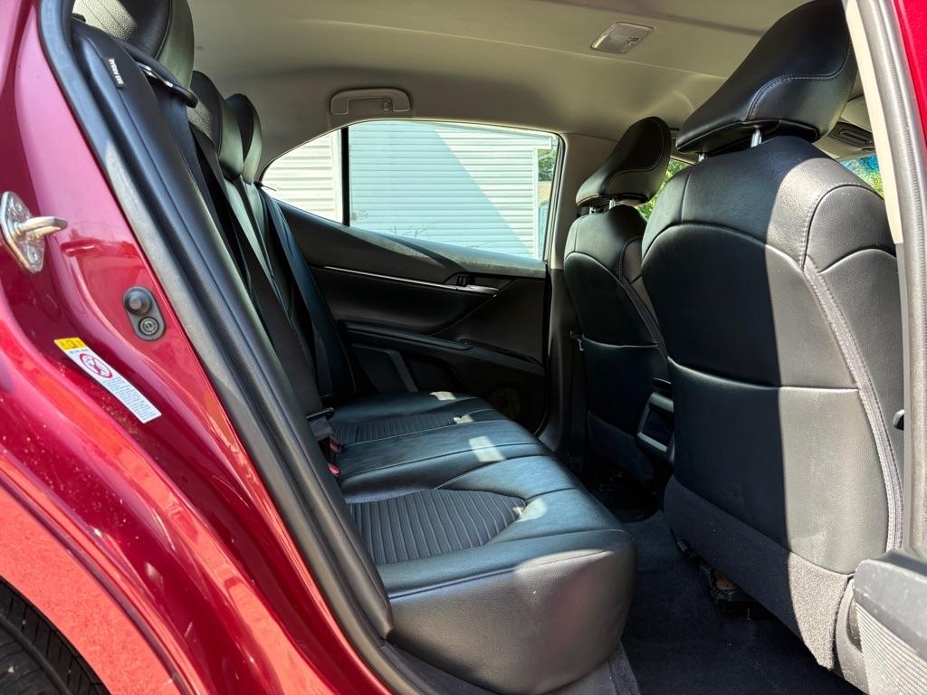 Toyota Camry SE 2018