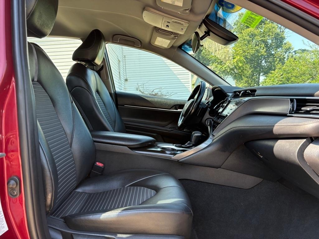 Toyota Camry SE 2018