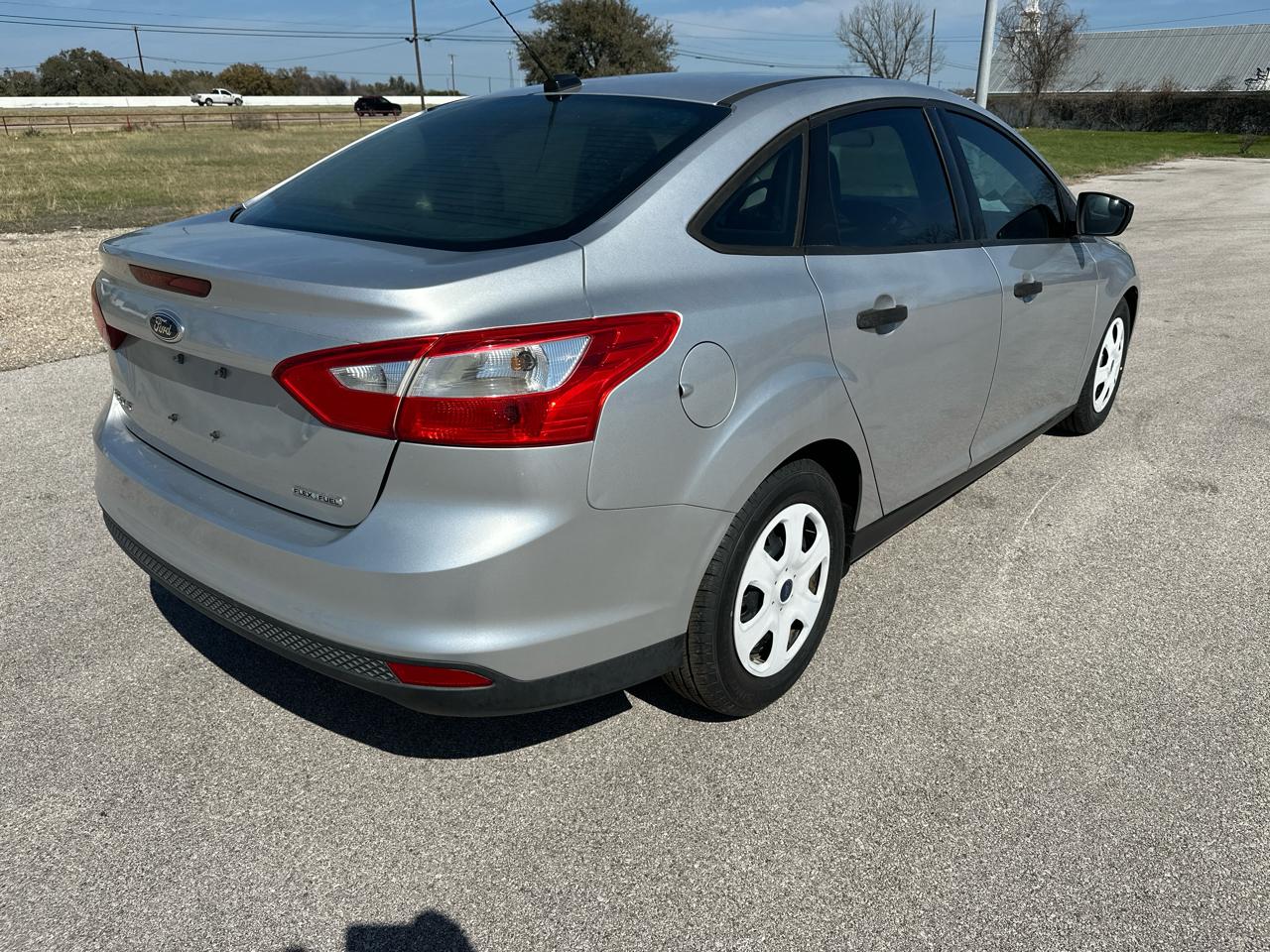 Ford Focus S Sedan 2014