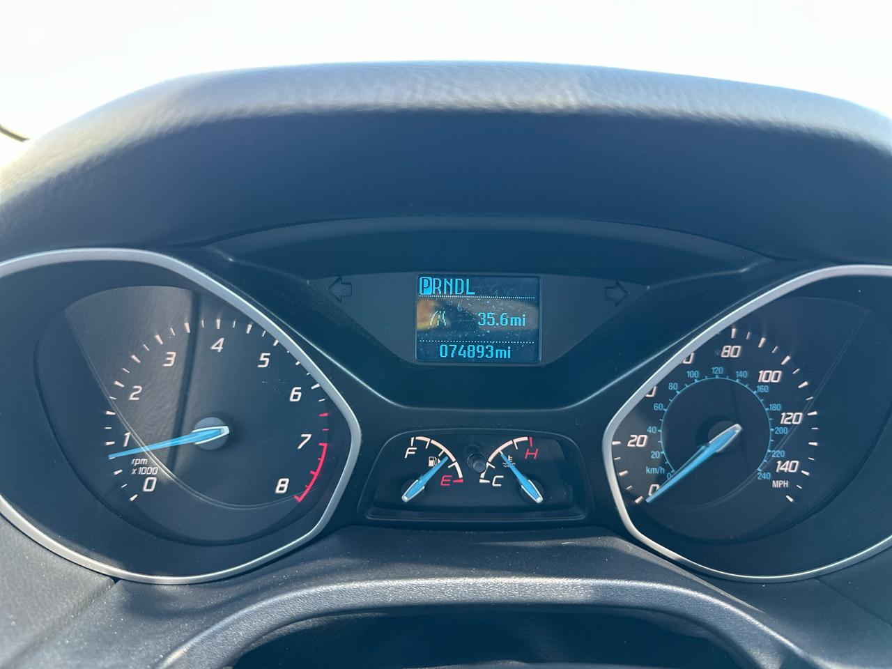 Ford Focus S Sedan 2014