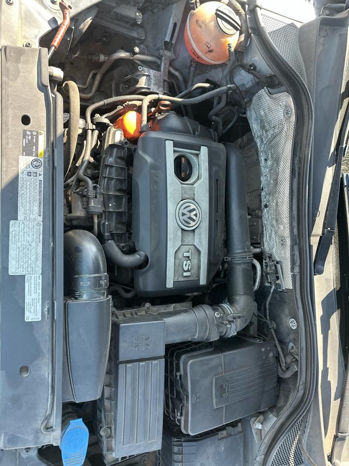 Volkswagen Tiguan S 2013