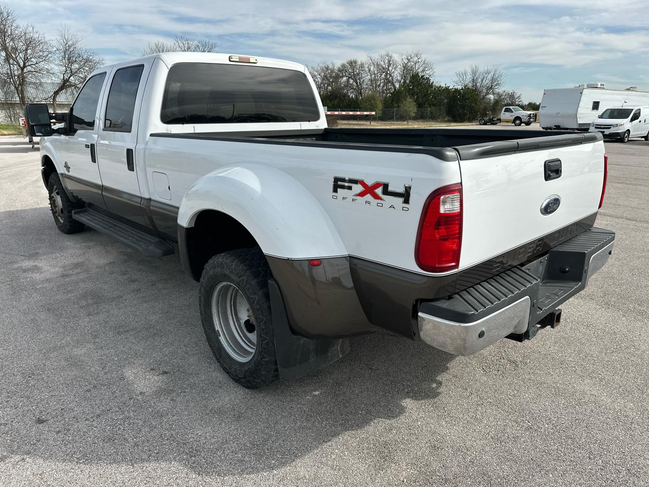 Ford F-350 SD XL Crew Cab Long Bed DRW 4WD 2016