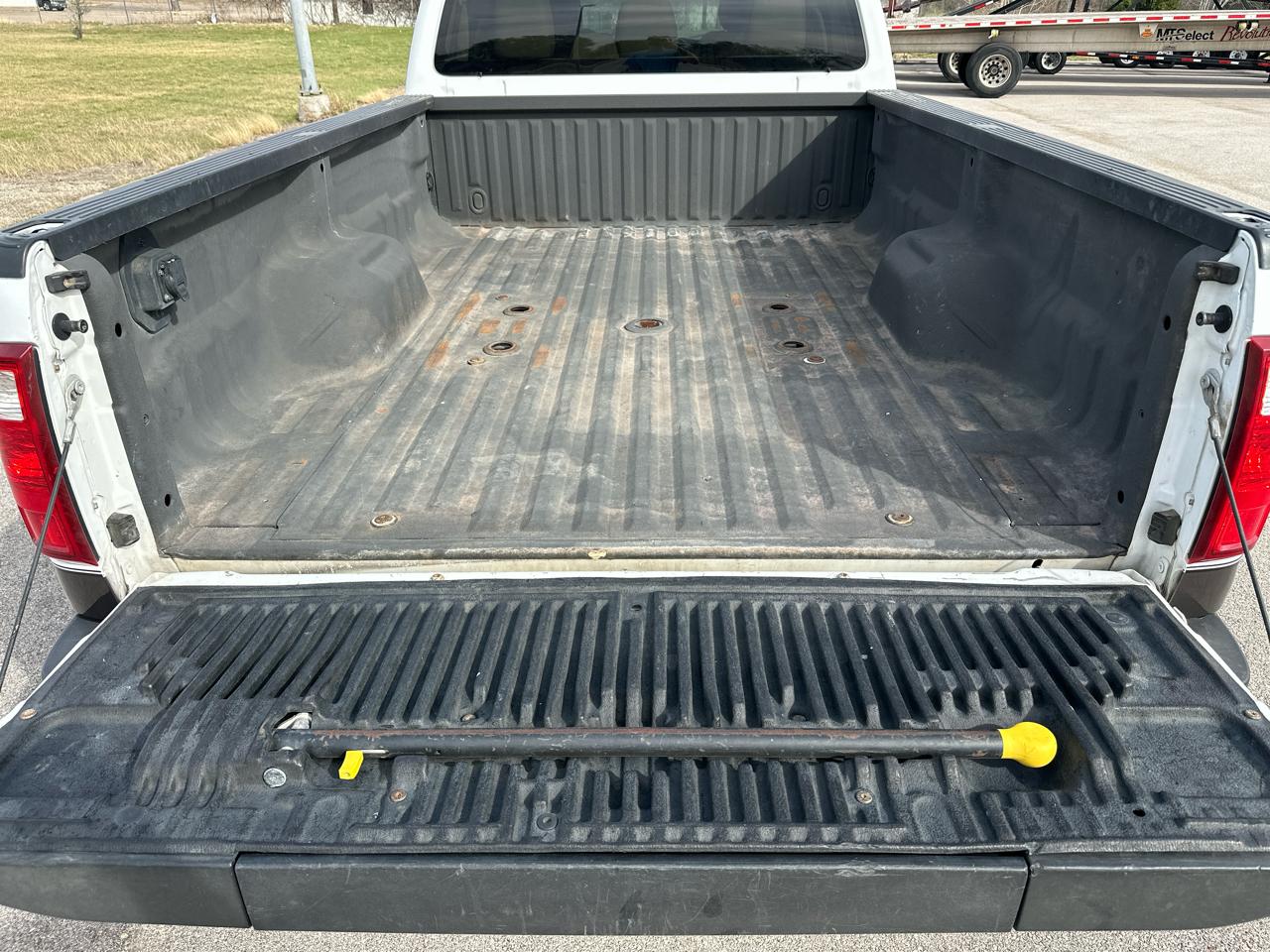 Ford F-350 SD XL Crew Cab Long Bed DRW 4WD 2016