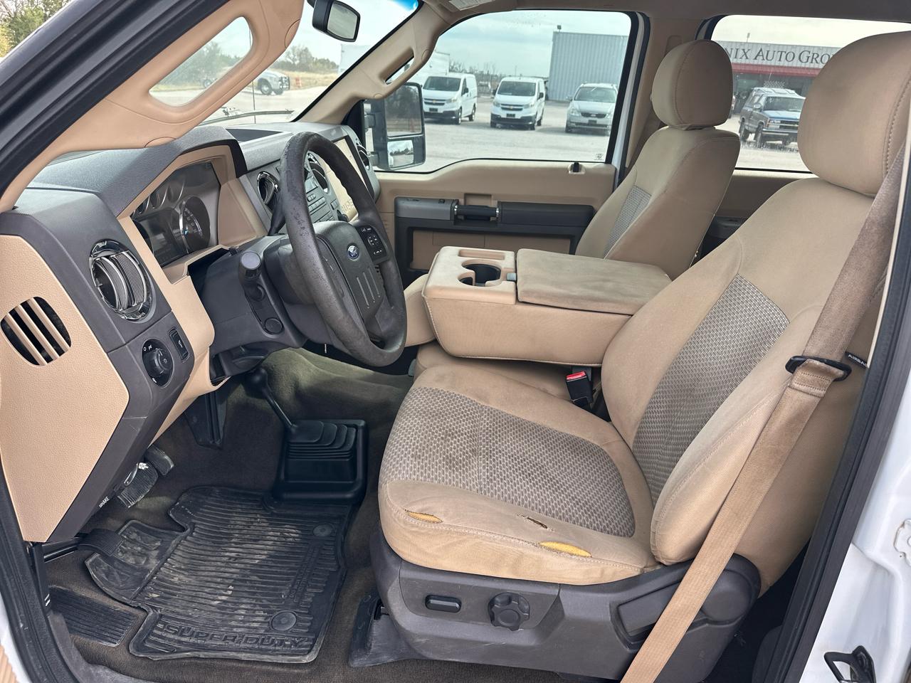 Ford F-350 SD XL Crew Cab Long Bed DRW 4WD 2016