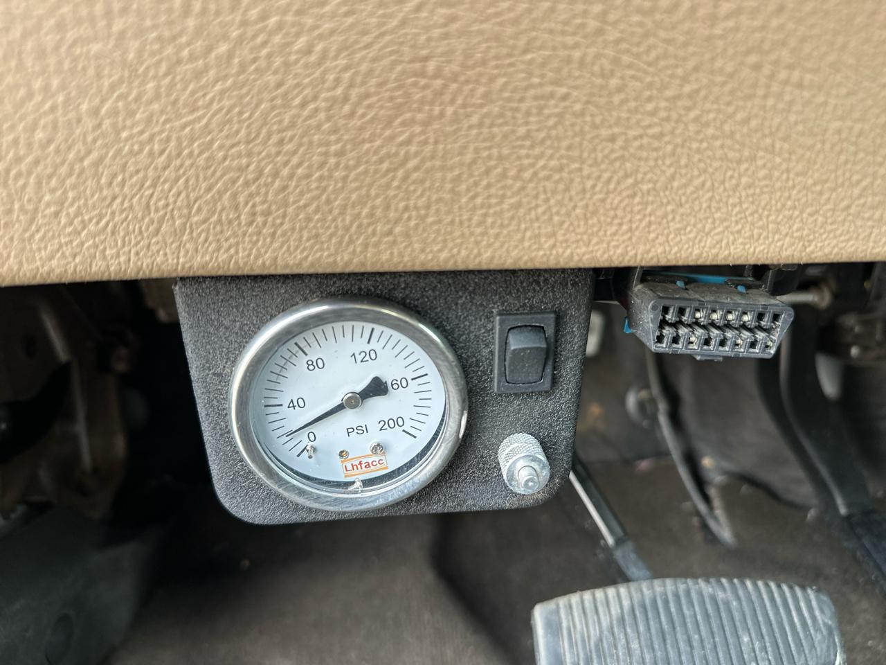 Ford F-350 SD XL Crew Cab Long Bed DRW 4WD 2016