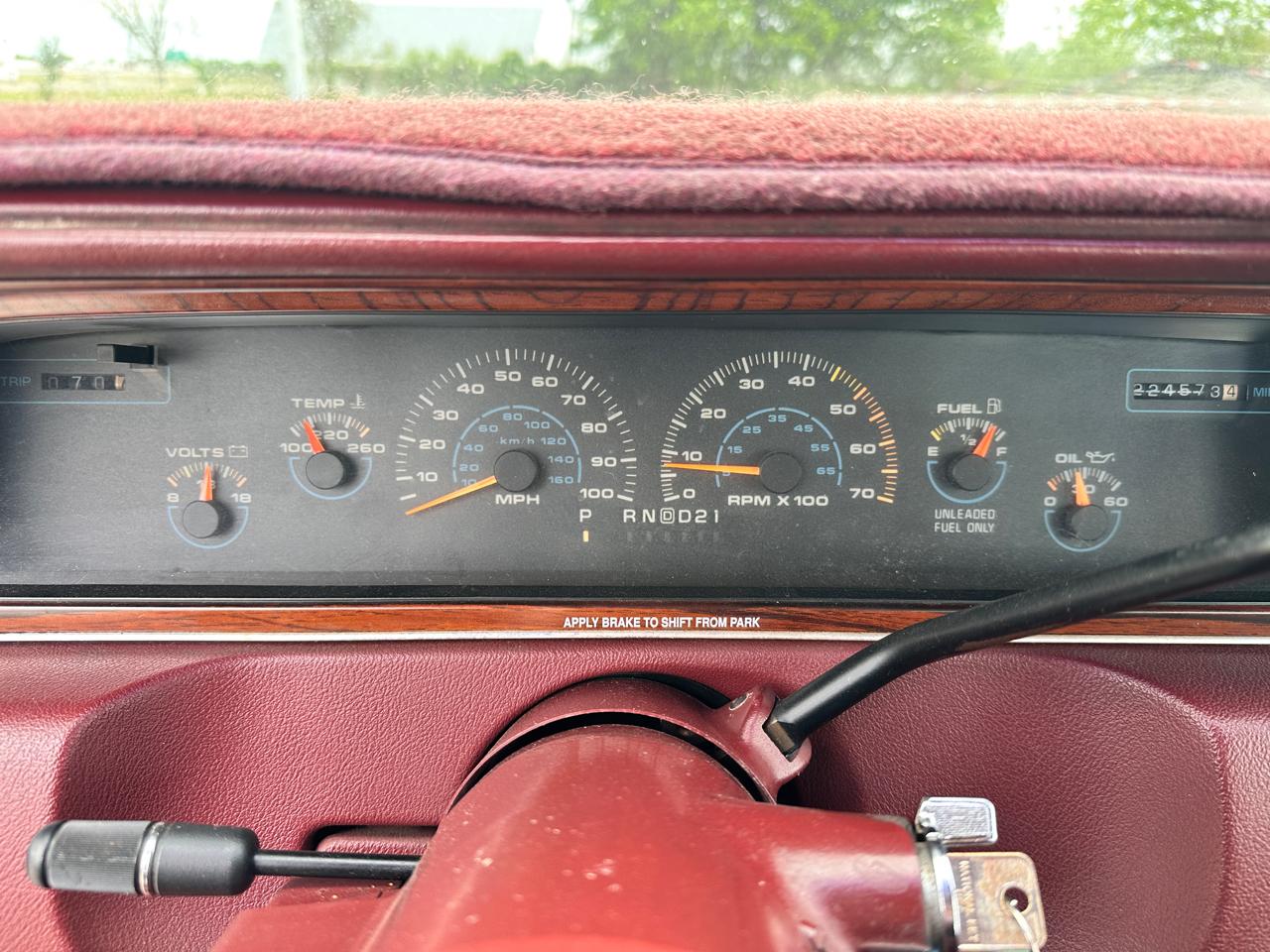 Oldsmobile Custom Cruiser Base 1992