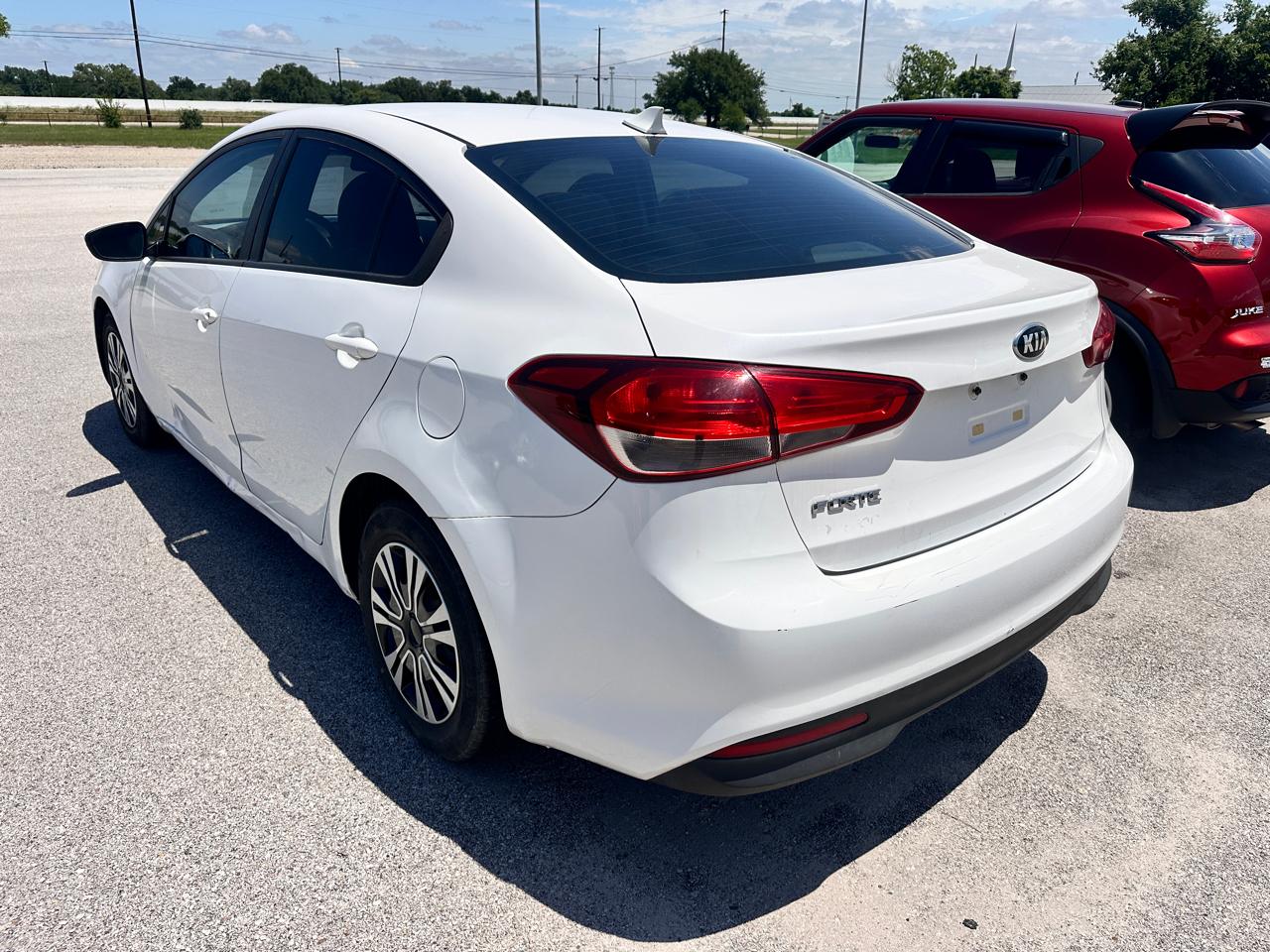 Kia Forte LX 6A 2017