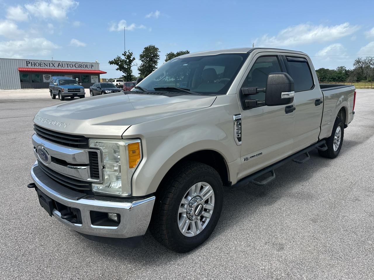 Ford F-250 SD King Ranch Crew Cab 2WD 2017