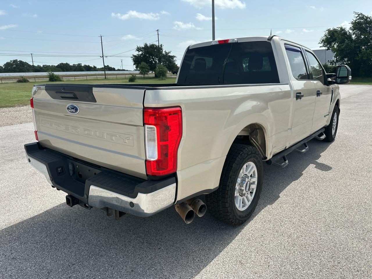 Ford F-250 SD King Ranch Crew Cab 2WD 2017