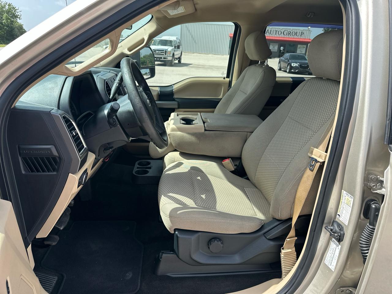 Ford F-250 SD King Ranch Crew Cab 2WD 2017