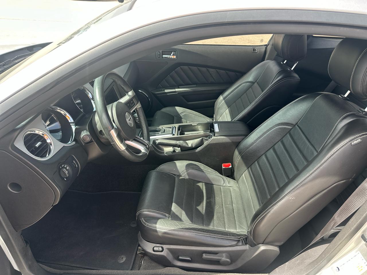 Ford Mustang GT Coupe 2013