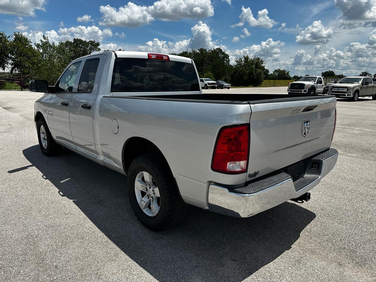 RAM 1500 Tradesman Quad Cab 2WD 2016