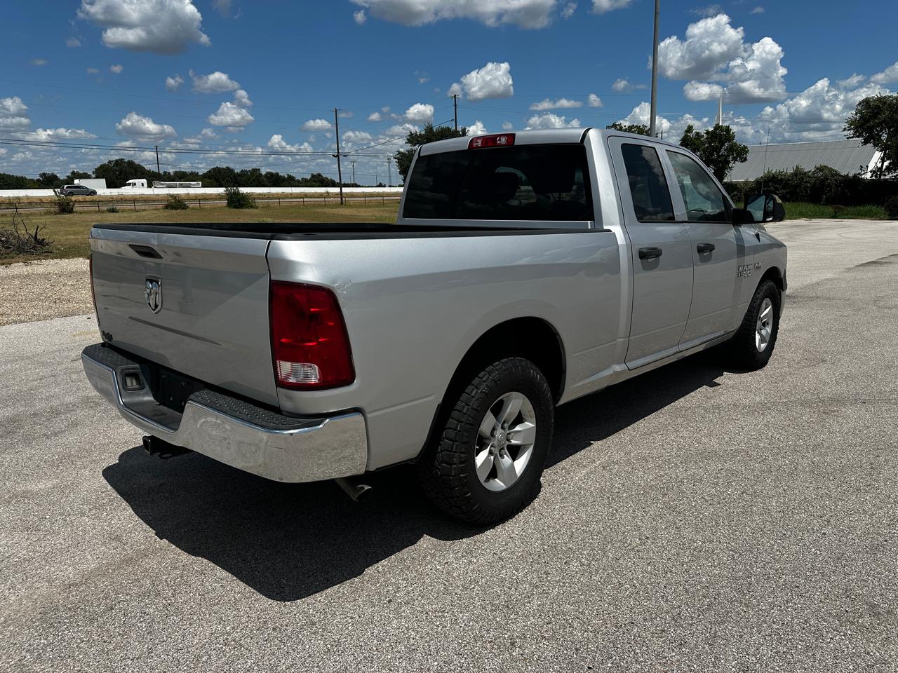 RAM 1500 Tradesman Quad Cab 2WD 2016